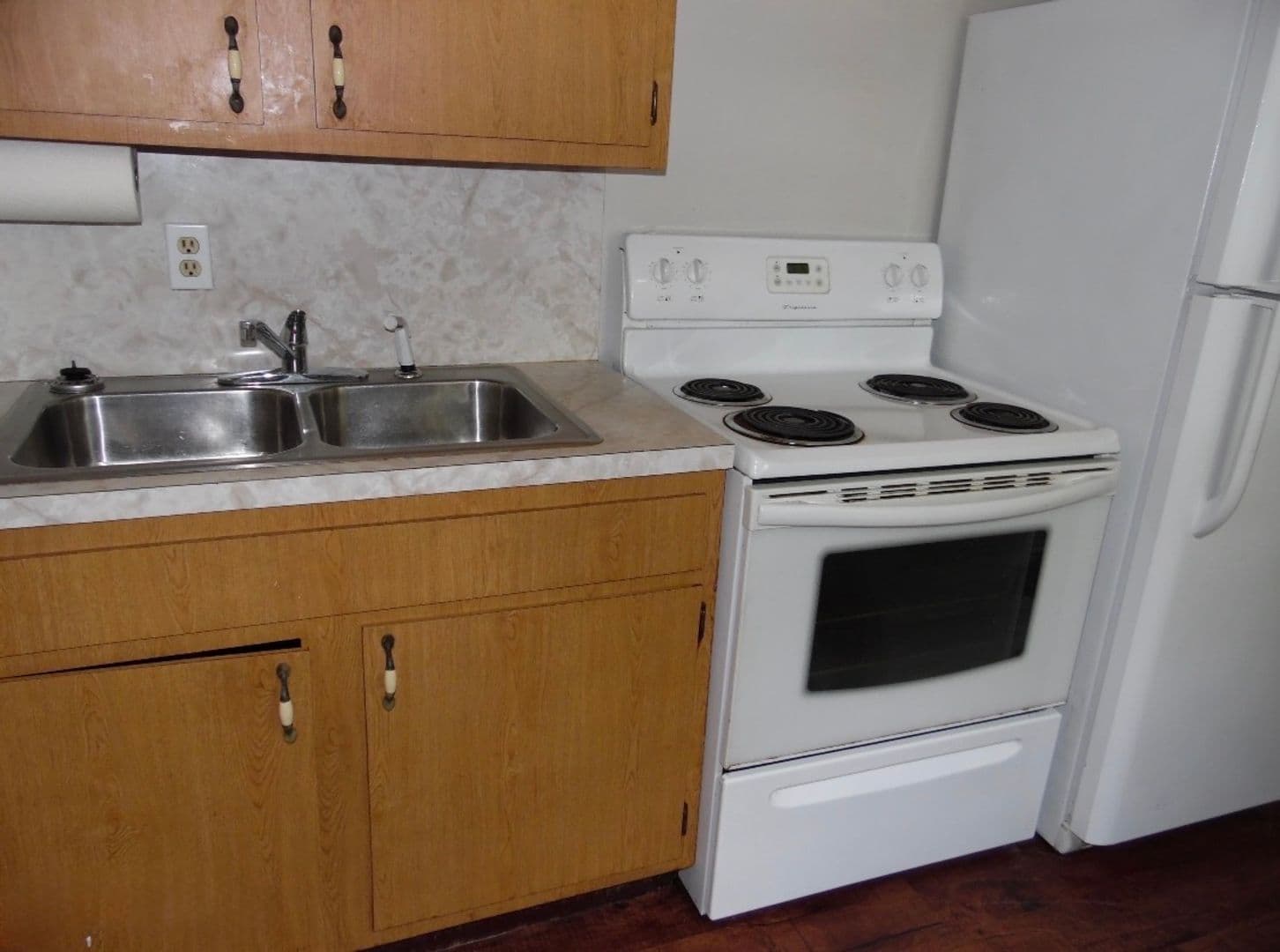 Jacksonville House: 1930 W 6TH Street A