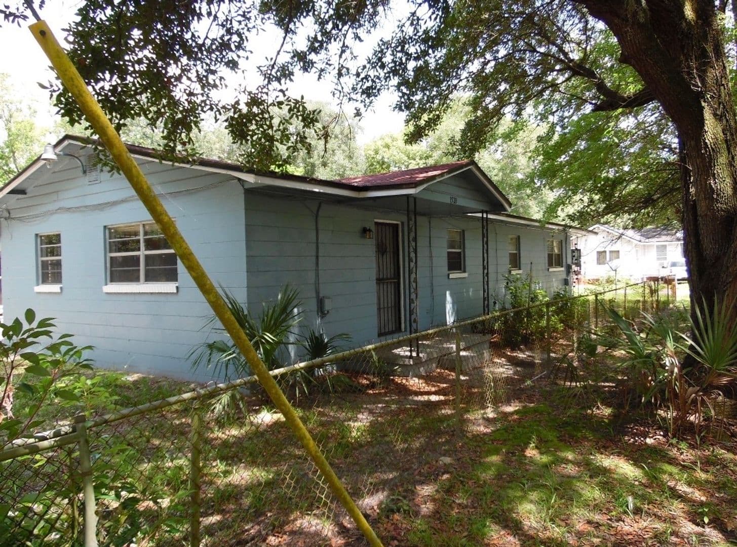 Jacksonville House: 1930 W 6TH Street A