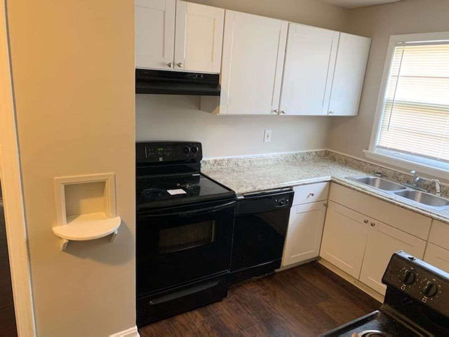 Jacksonville Apartment: 539 W. 23rd St