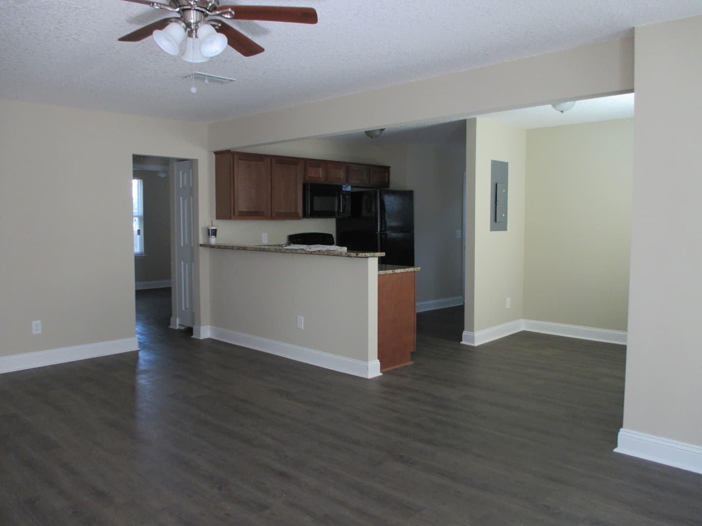 Jacksonville House: 2218 Lamee Ave