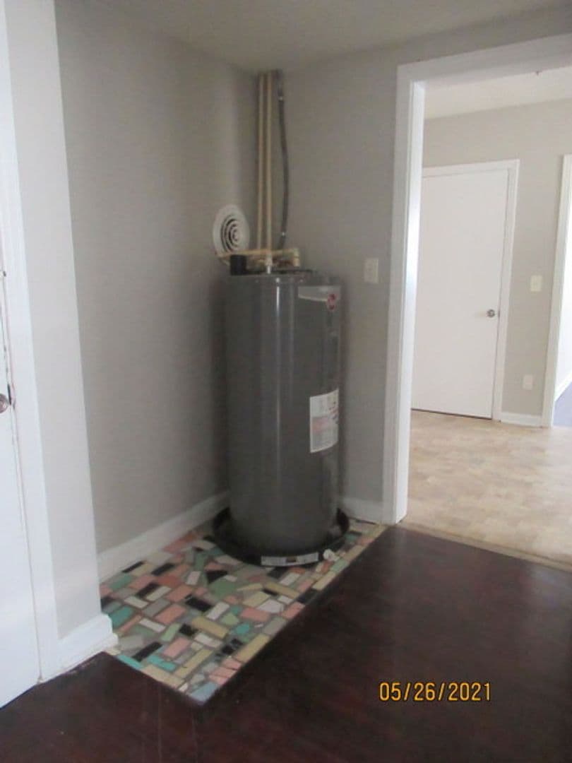 Jacksonville Apartment: 539 W. 23rd St