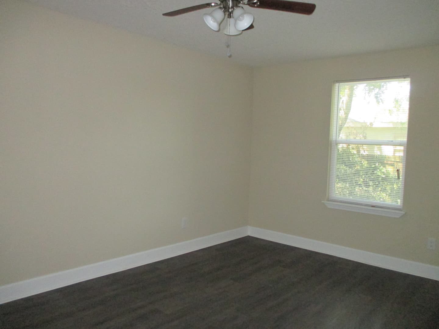 Jacksonville House: 2218 Lamee Ave