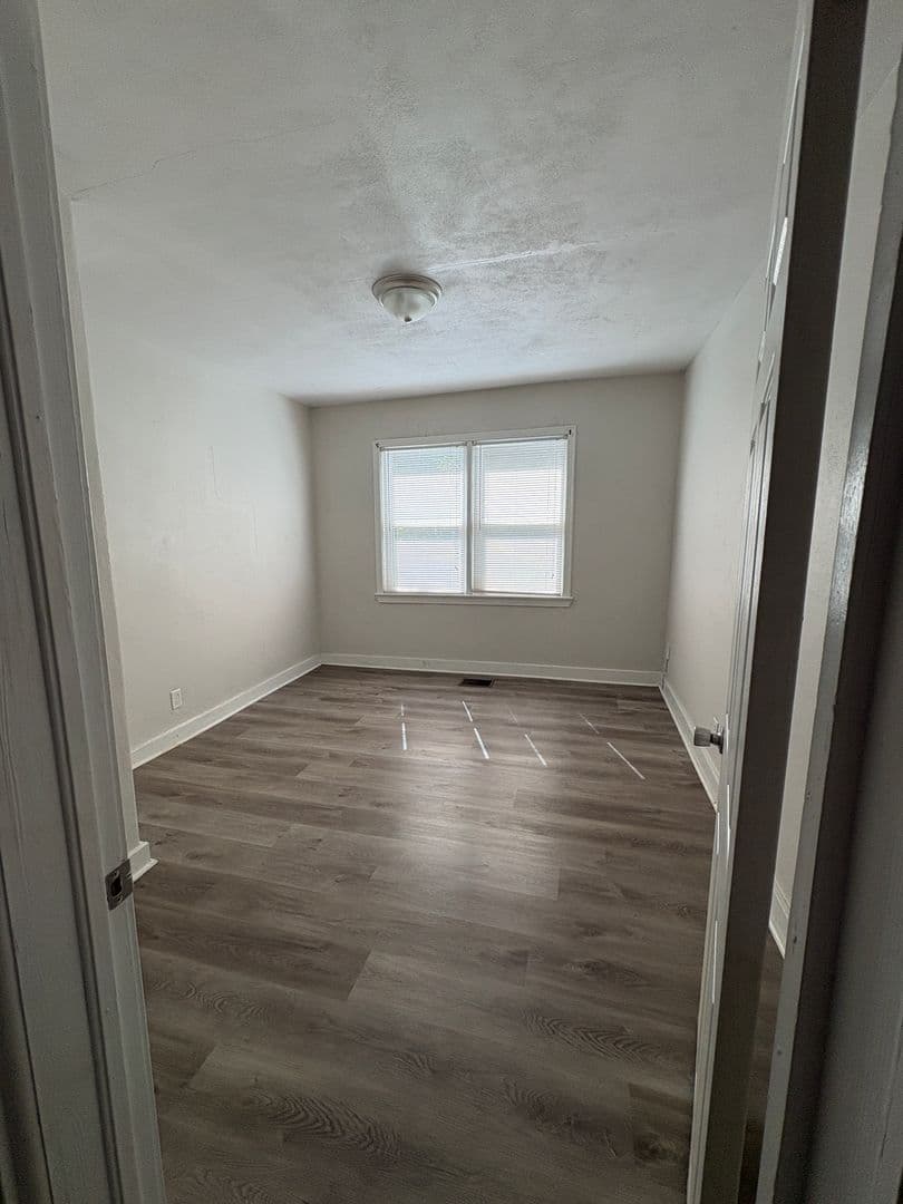 Jacksonville House: 5779 SW Carver Circle