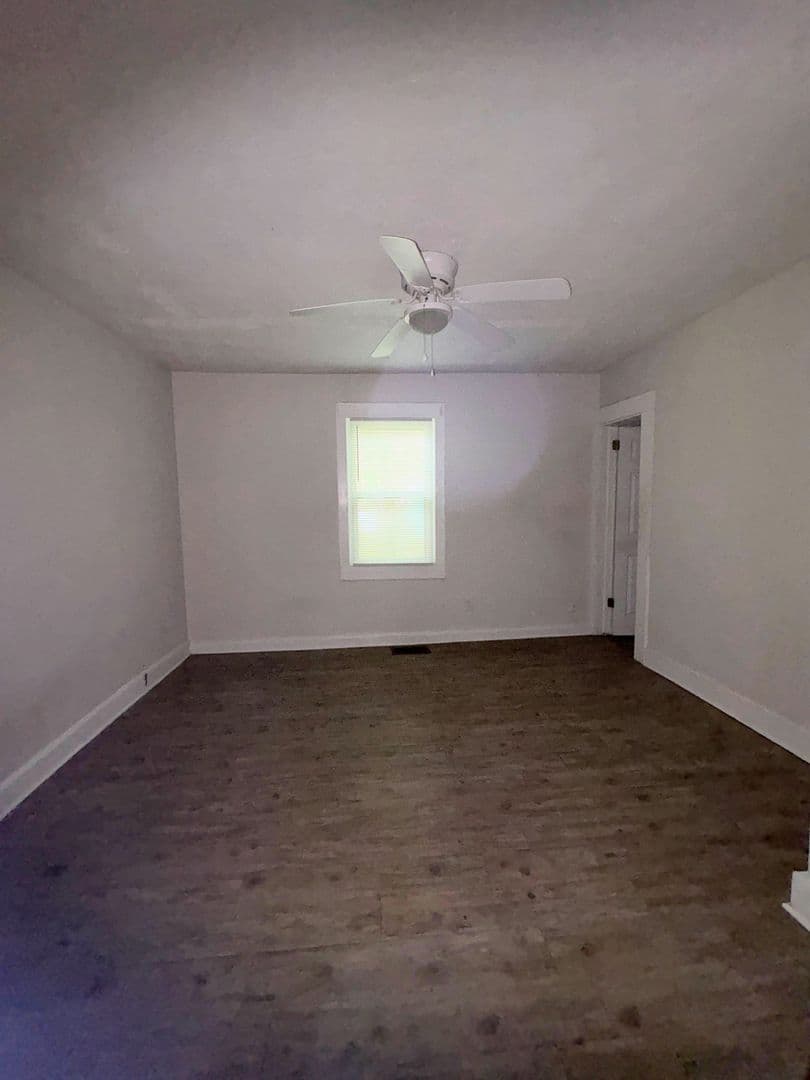 Jacksonville House: 5779 SW Carver Circle