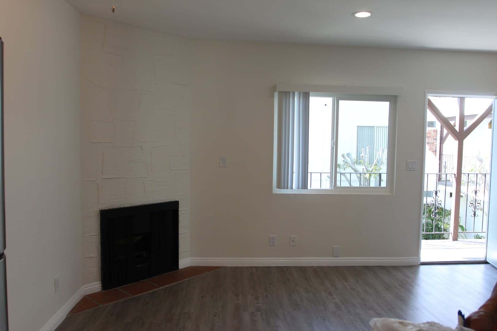 Studio City Apartment: 10944 Bluffside Drive