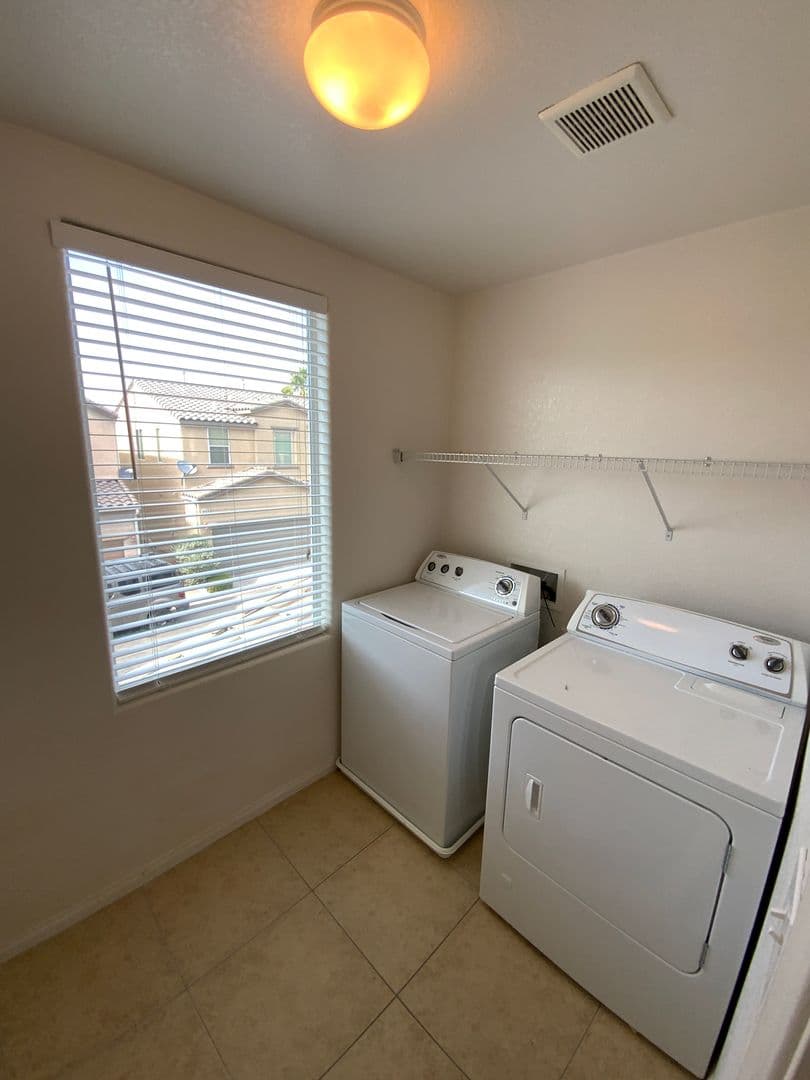 LAS VEGAS House: 8439 SEQUOIA GROVE AVENUE