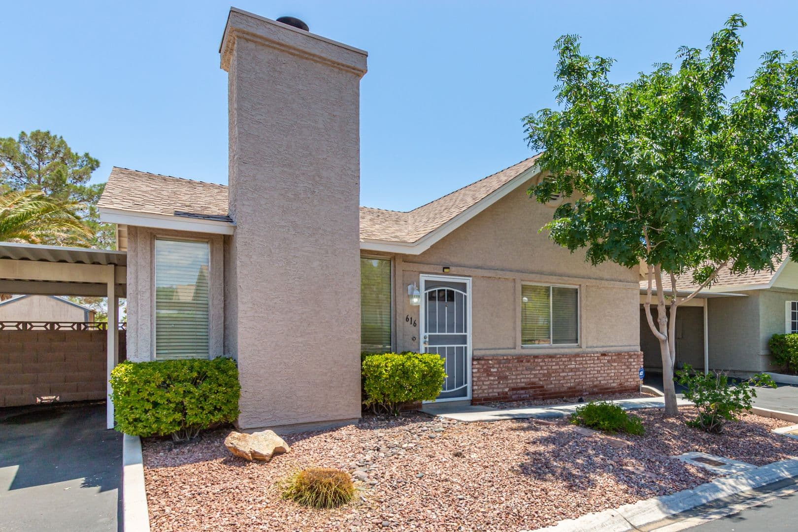LAS VEGAS House: 616 JONATHAN GLEN WAY