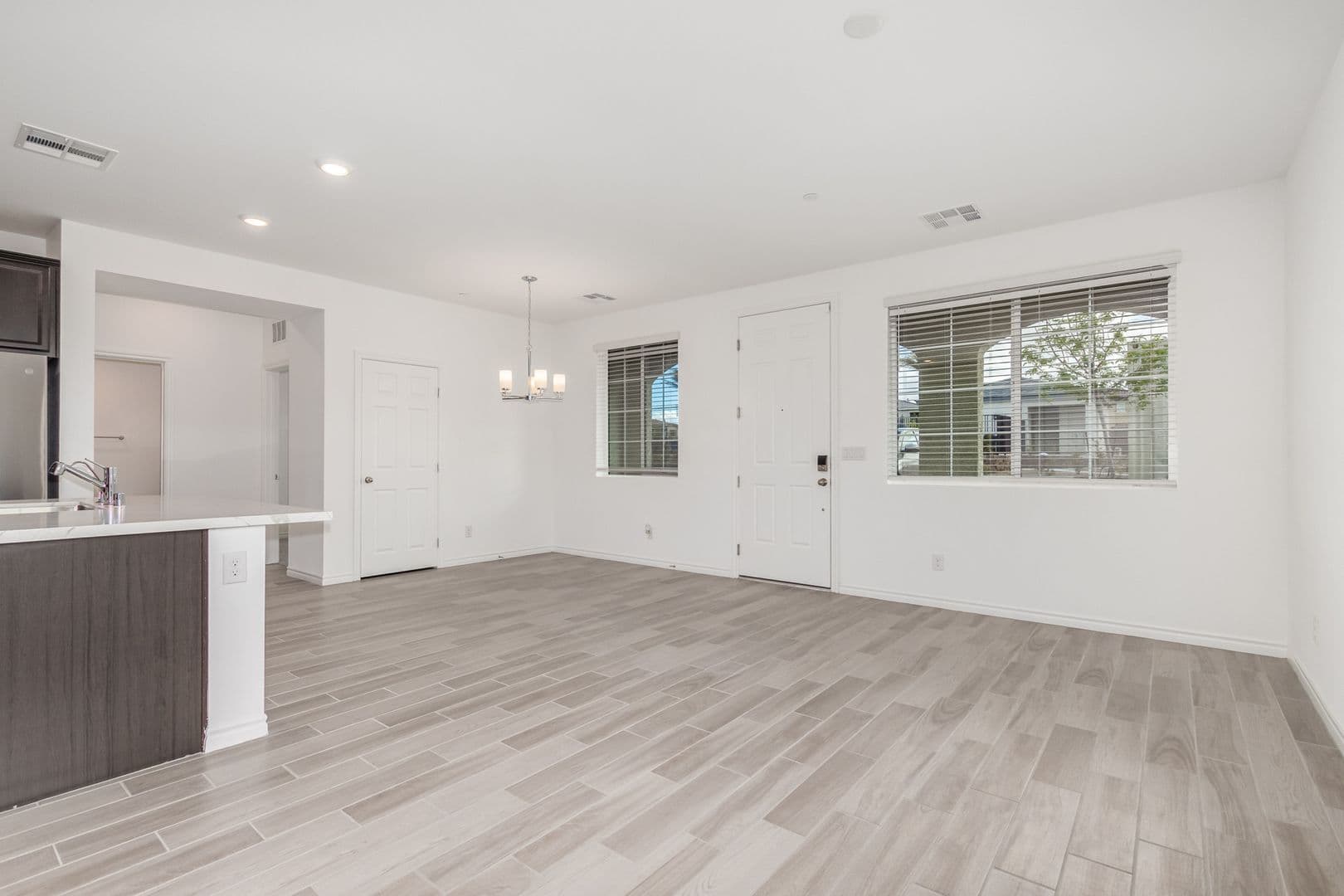 LAS VEGAS House: 20 BARBARA LN #116