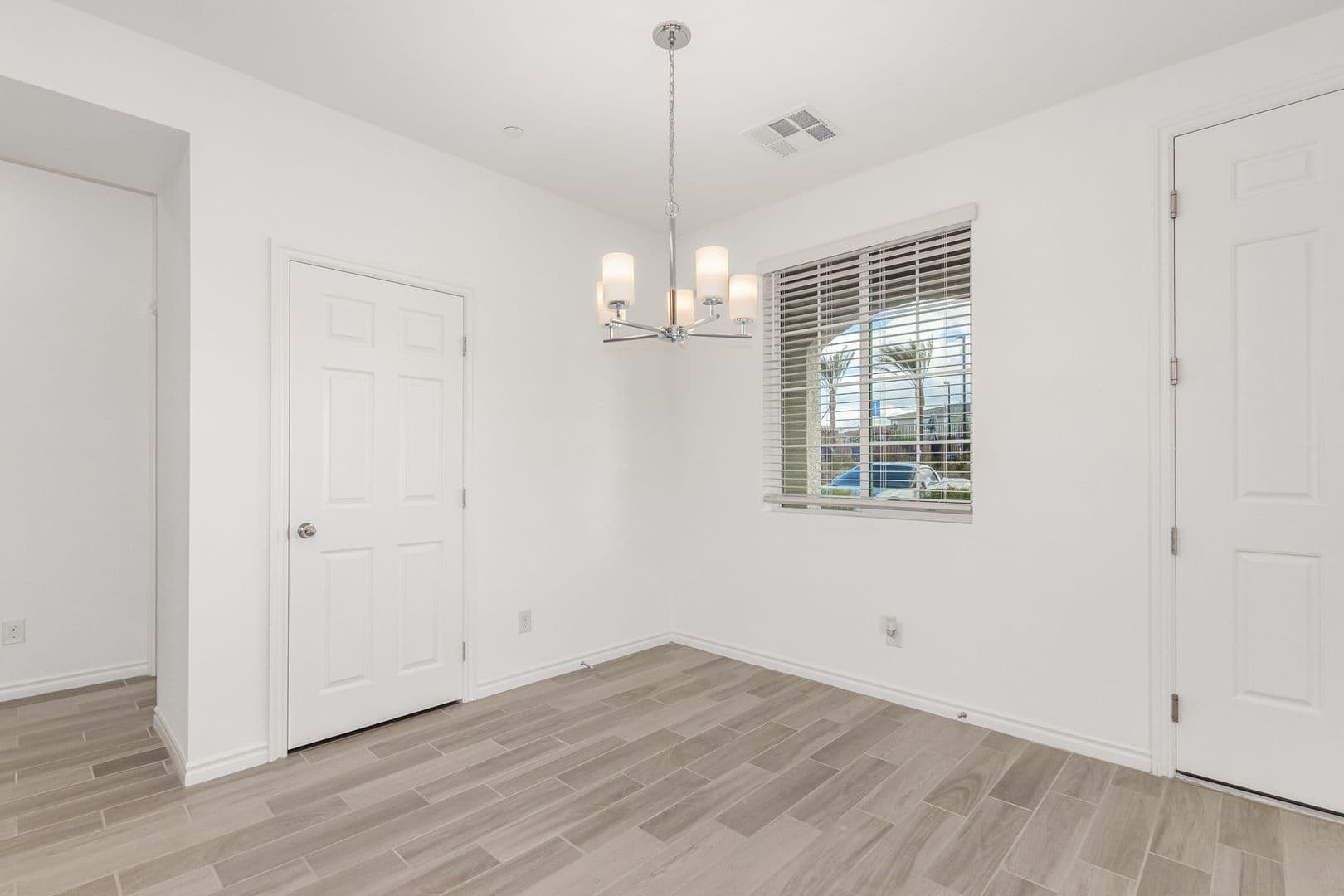 LAS VEGAS House: 20 BARBARA LN #116