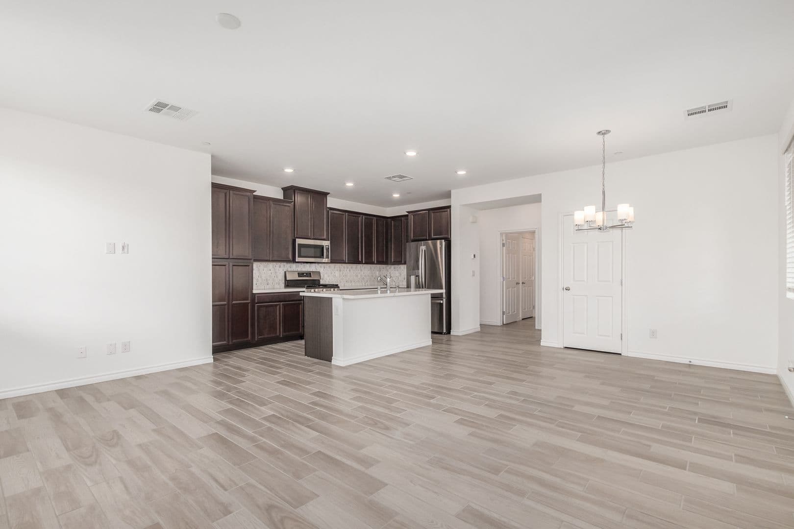 LAS VEGAS House: 20 BARBARA LN #116
