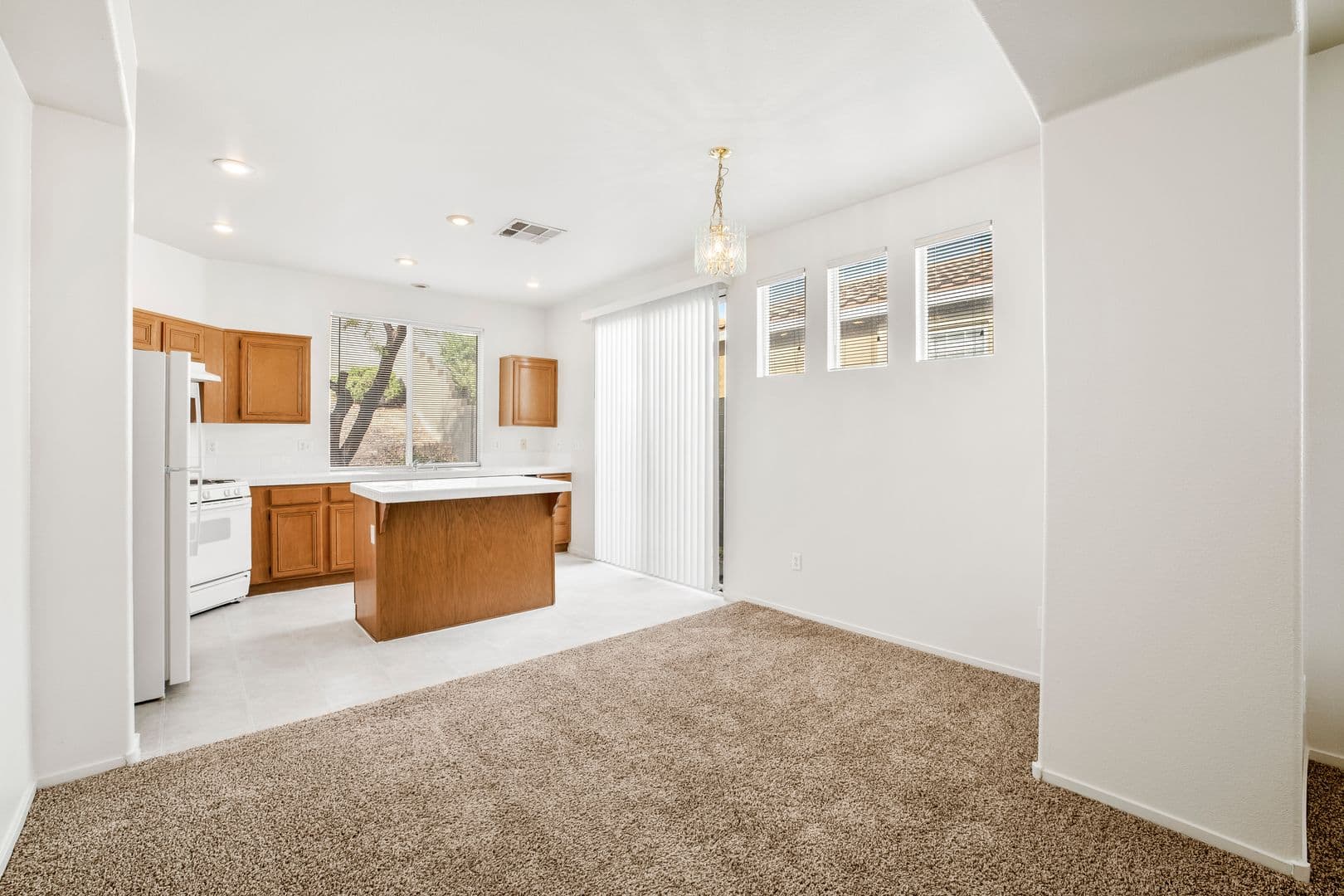 LAS VEGAS House: 413 MAGNOLIA ARBOR ST