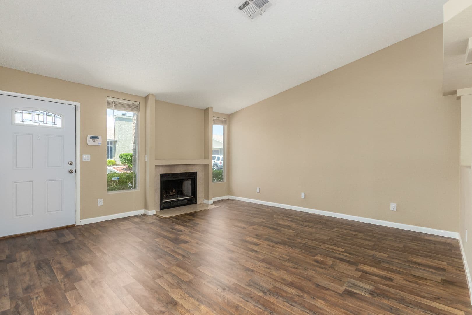 LAS VEGAS House: 616 JONATHAN GLEN WAY