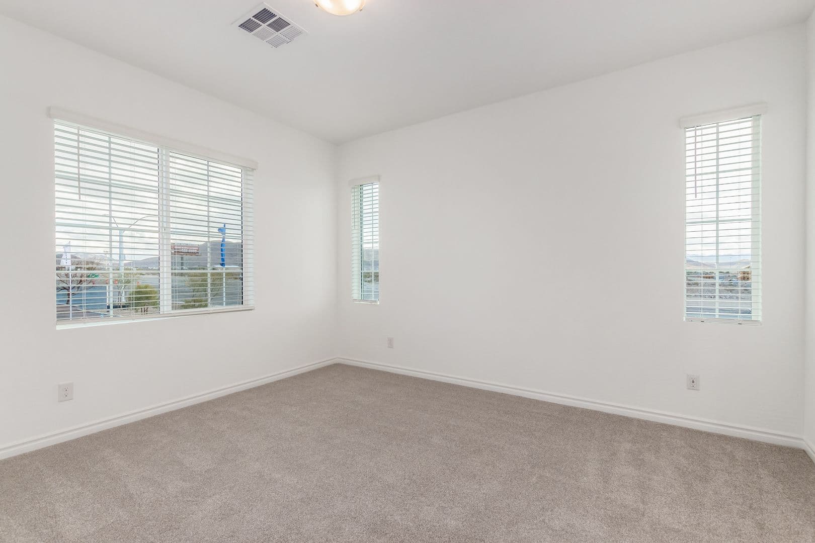 LAS VEGAS House: 20 BARBARA LN #116