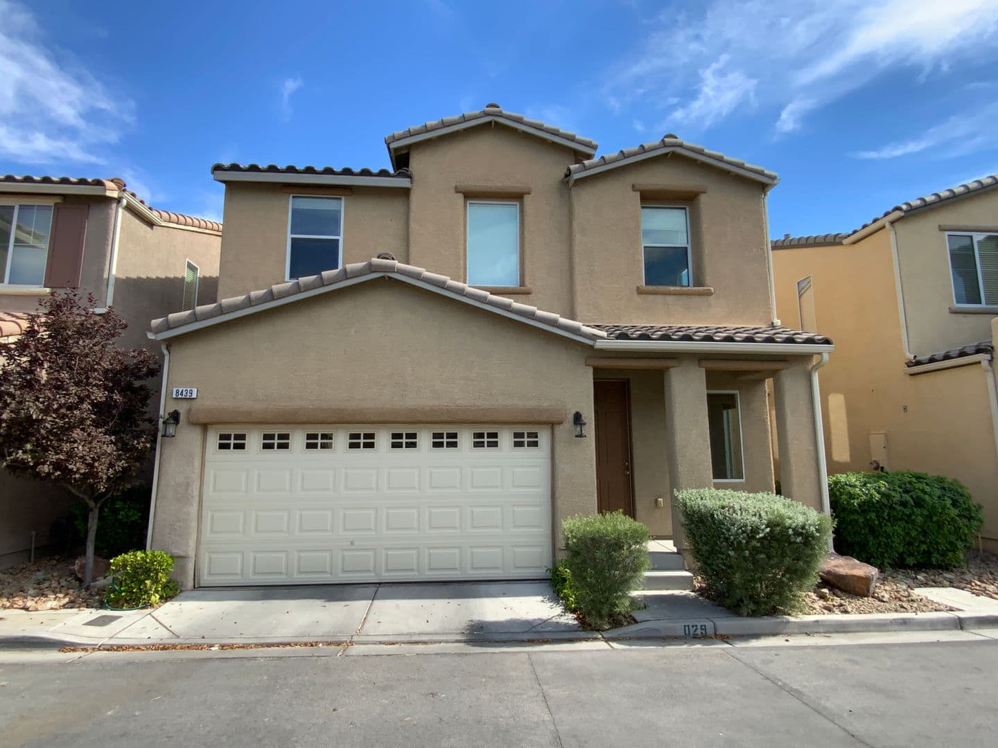 LAS VEGAS House: 8439 SEQUOIA GROVE AVENUE