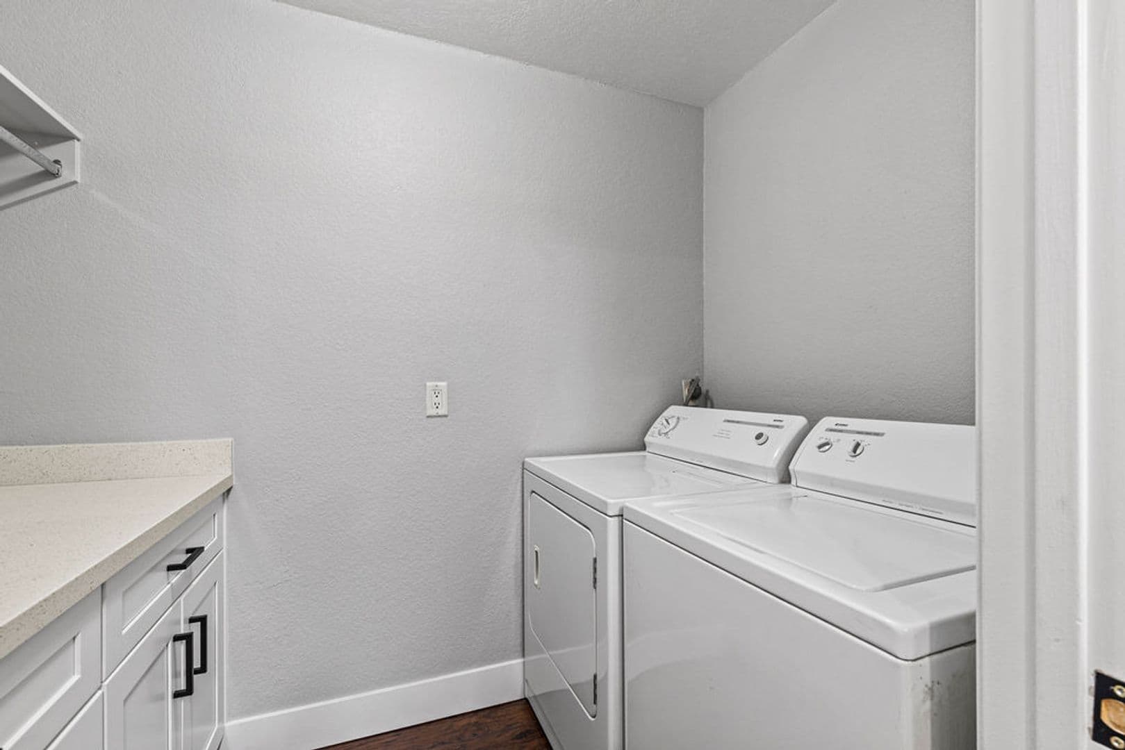 Las Vegas Condo: 2200 S Fort Apache # 2004