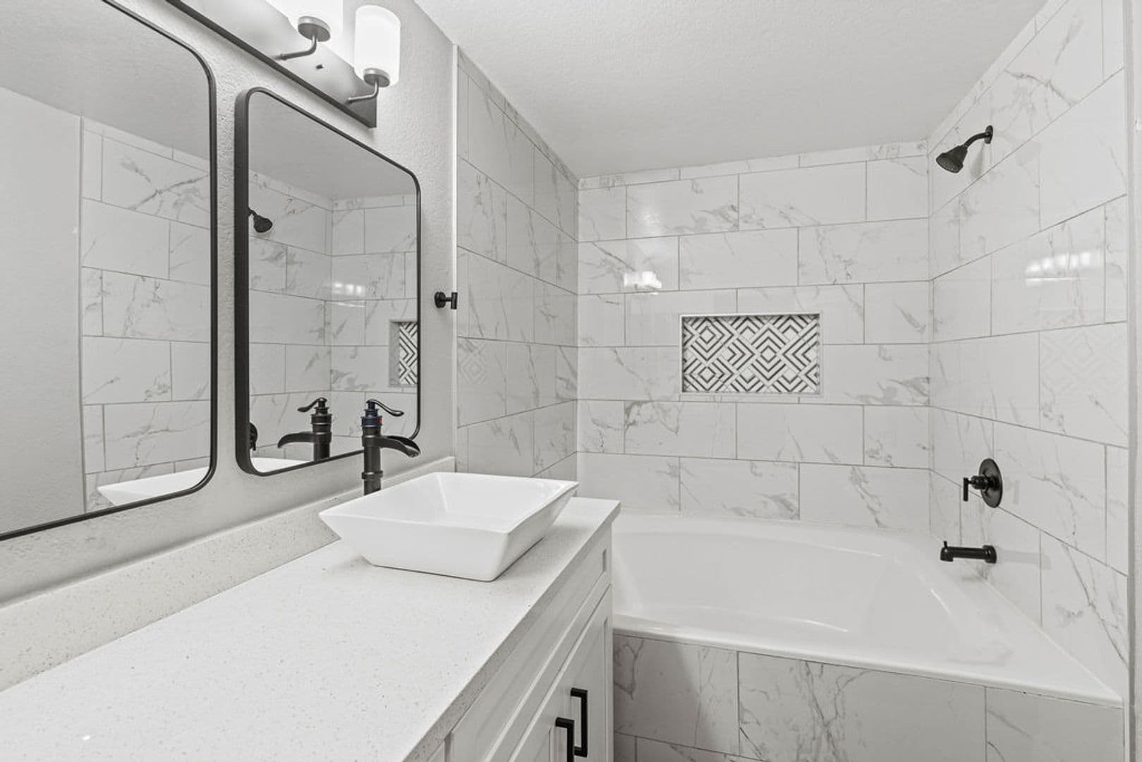 Las Vegas Condo: 2200 S Fort Apache # 2004