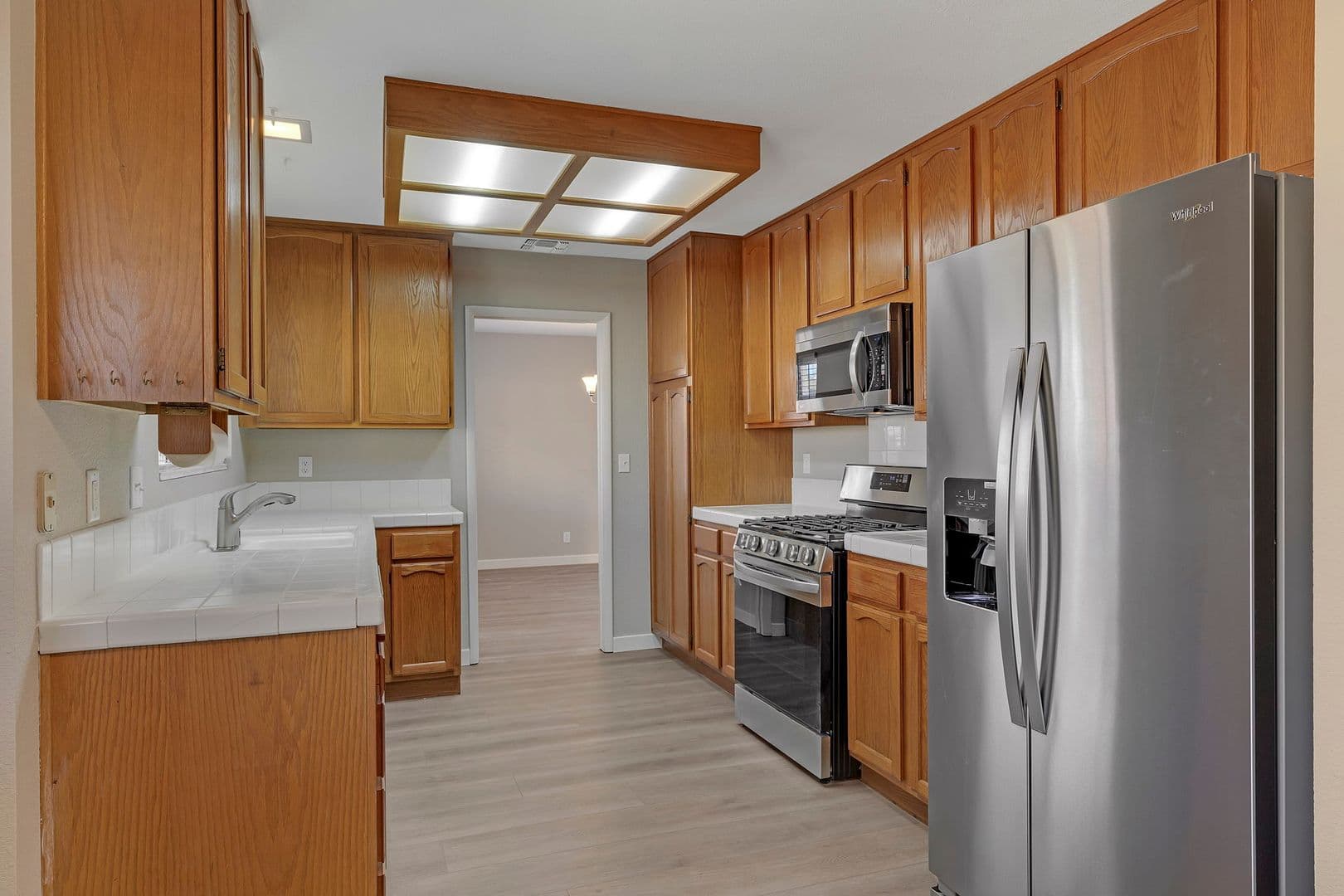 HENDERSON House: 3158 LAUREL AVE