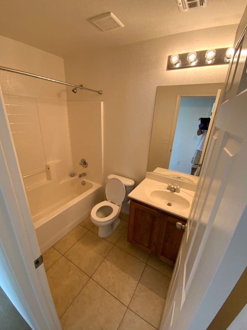 LAS VEGAS House: 8439 SEQUOIA GROVE AVENUE