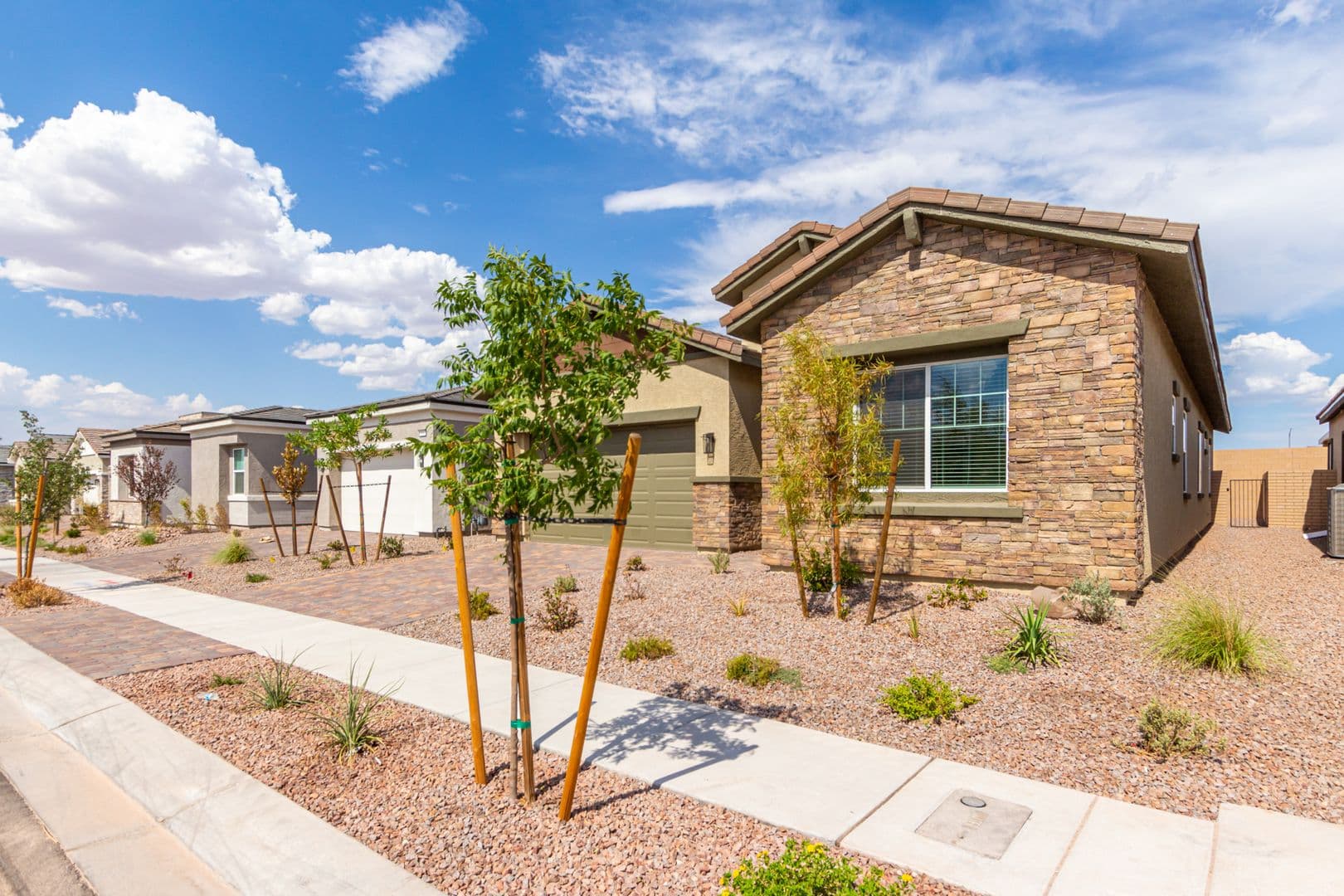 HENDERSON House: 844 PURSER ST