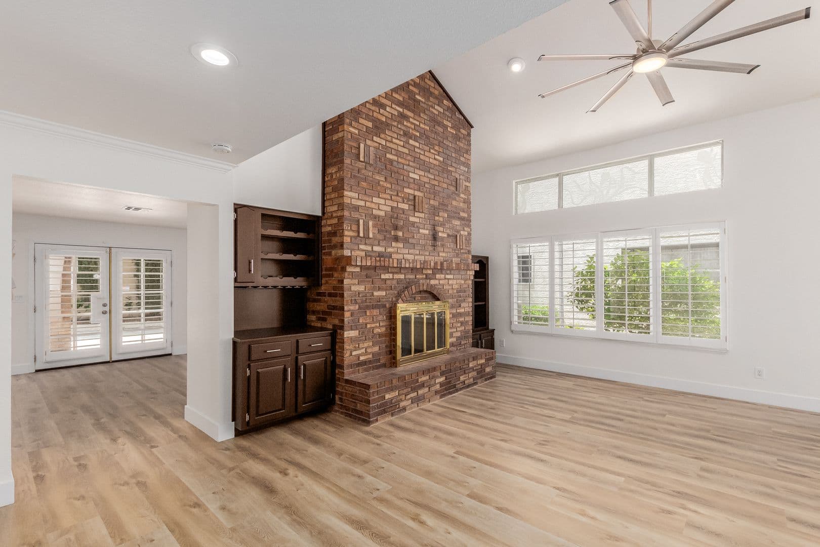 LAS VEGAS House: 861 Vegas Valley Dr