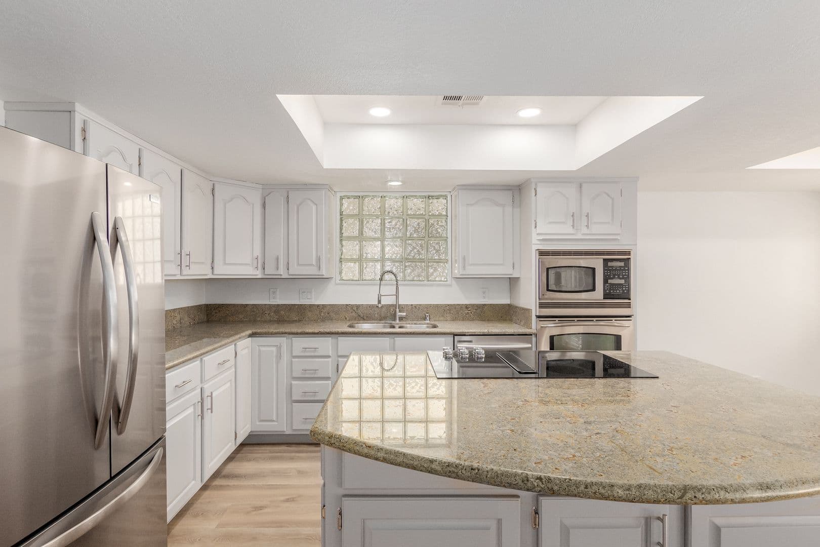 LAS VEGAS House: 861 Vegas Valley Dr