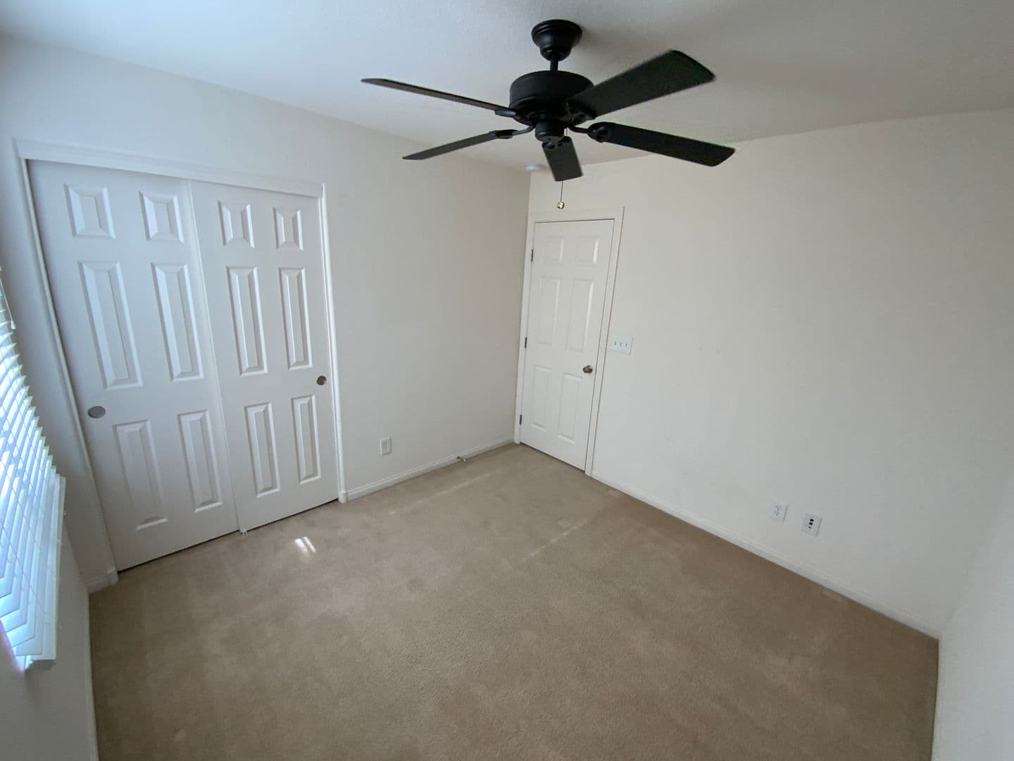 LAS VEGAS House: 8439 SEQUOIA GROVE AVENUE