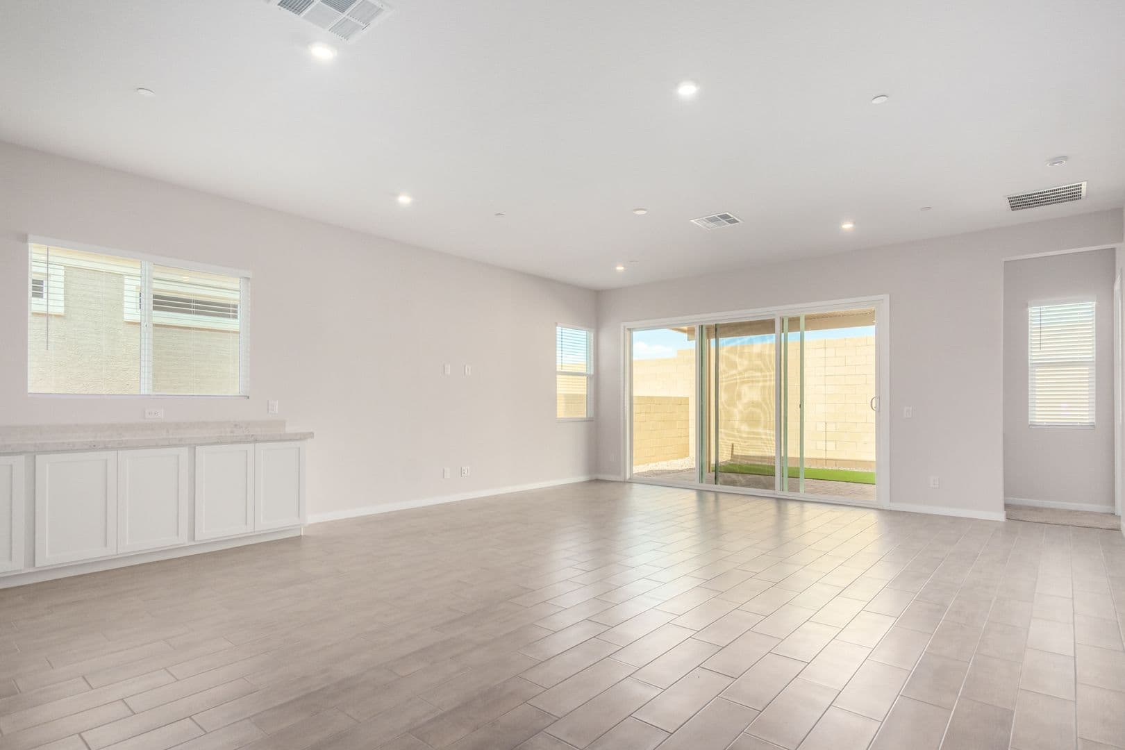 HENDERSON House: 844 PURSER ST