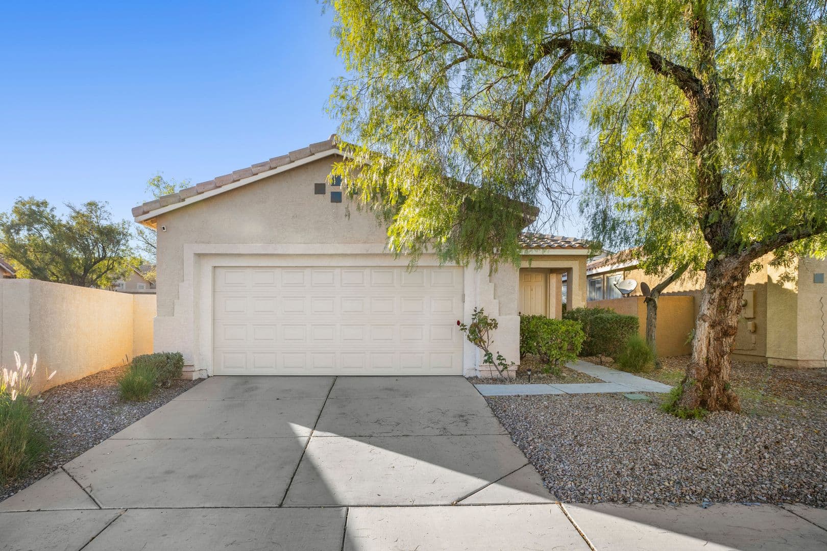 LAS VEGAS House: 413 MAGNOLIA ARBOR ST