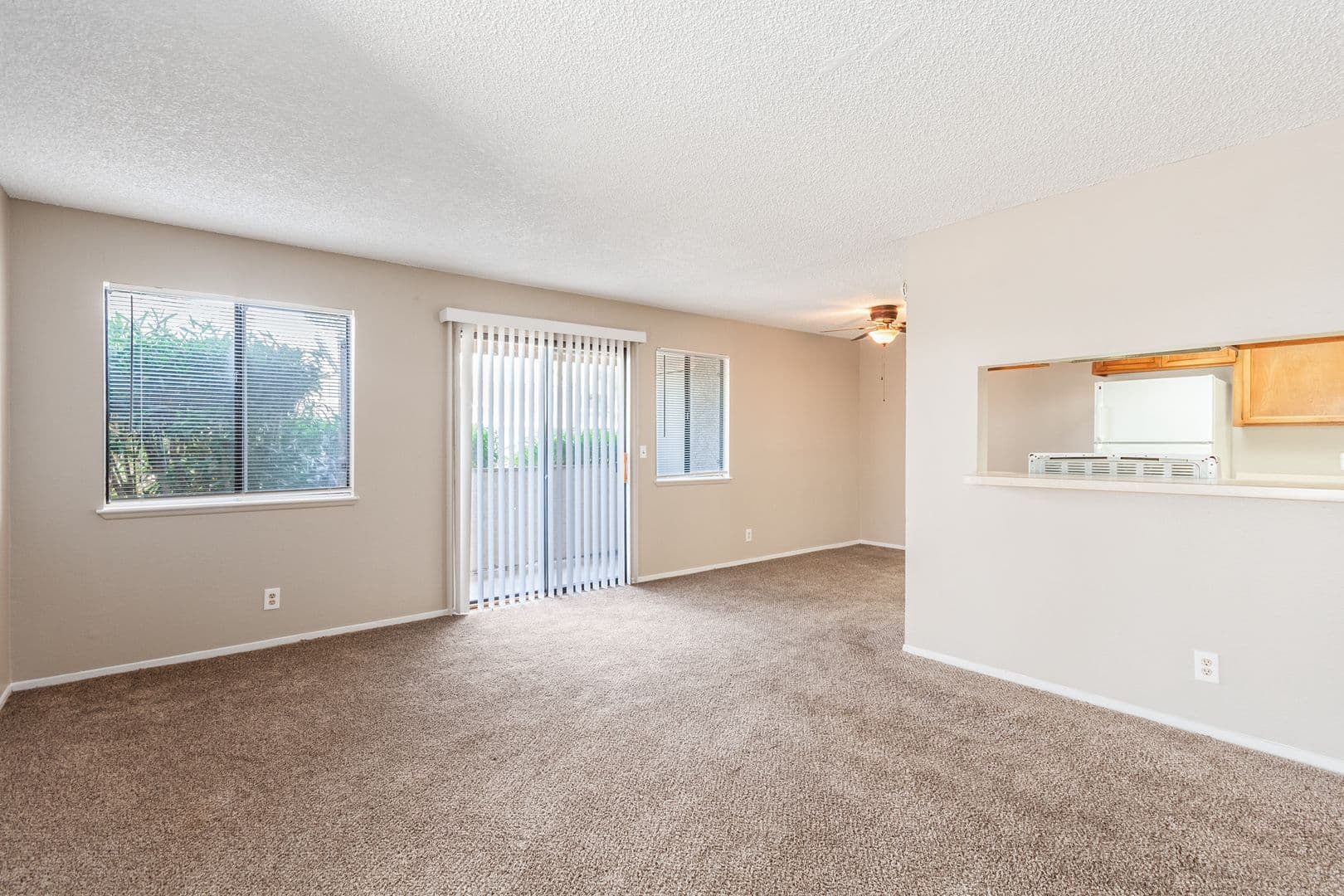 LAS VEGAS House: 3701 SNORKEL CR #2
