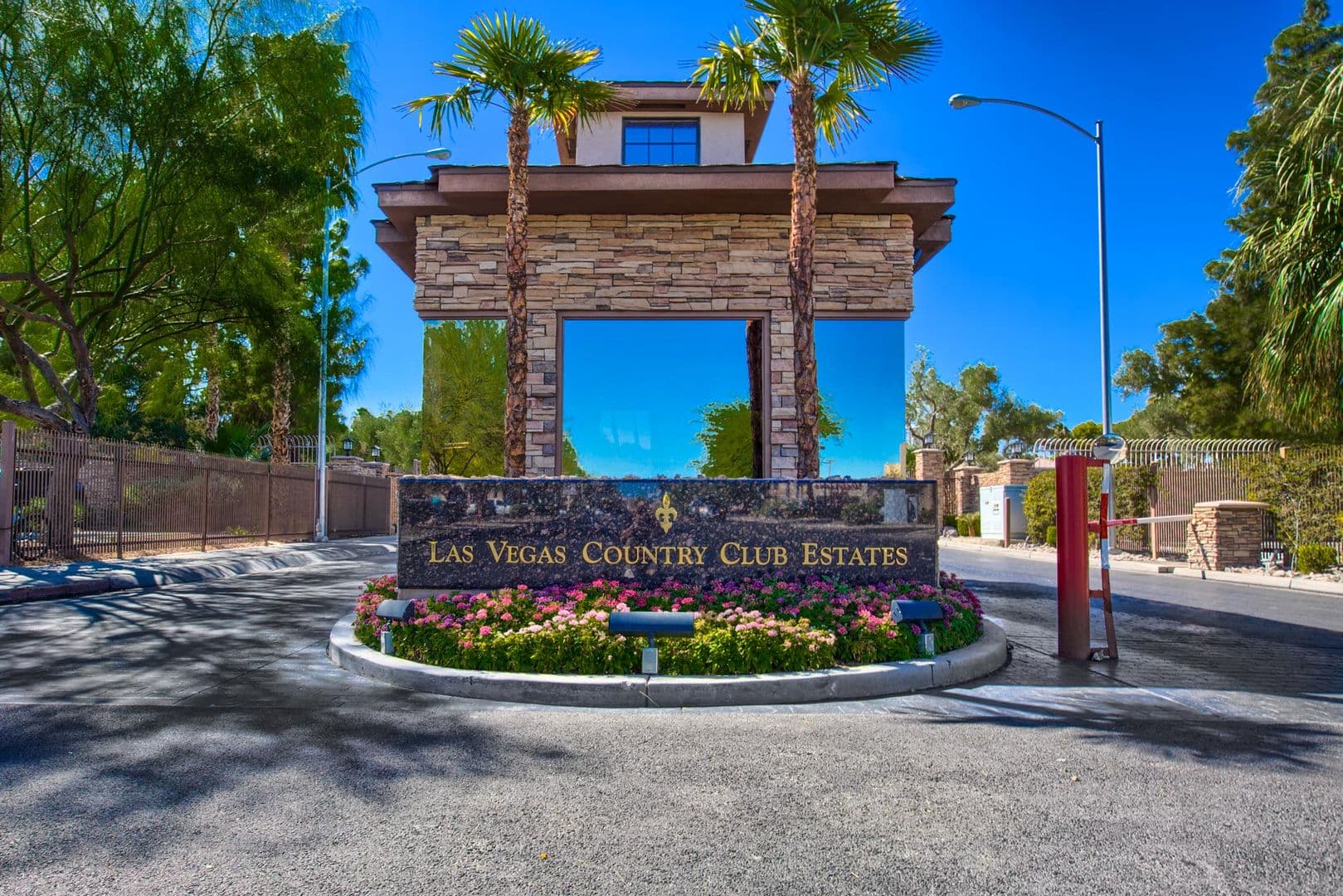 LAS VEGAS House: 861 Vegas Valley Dr