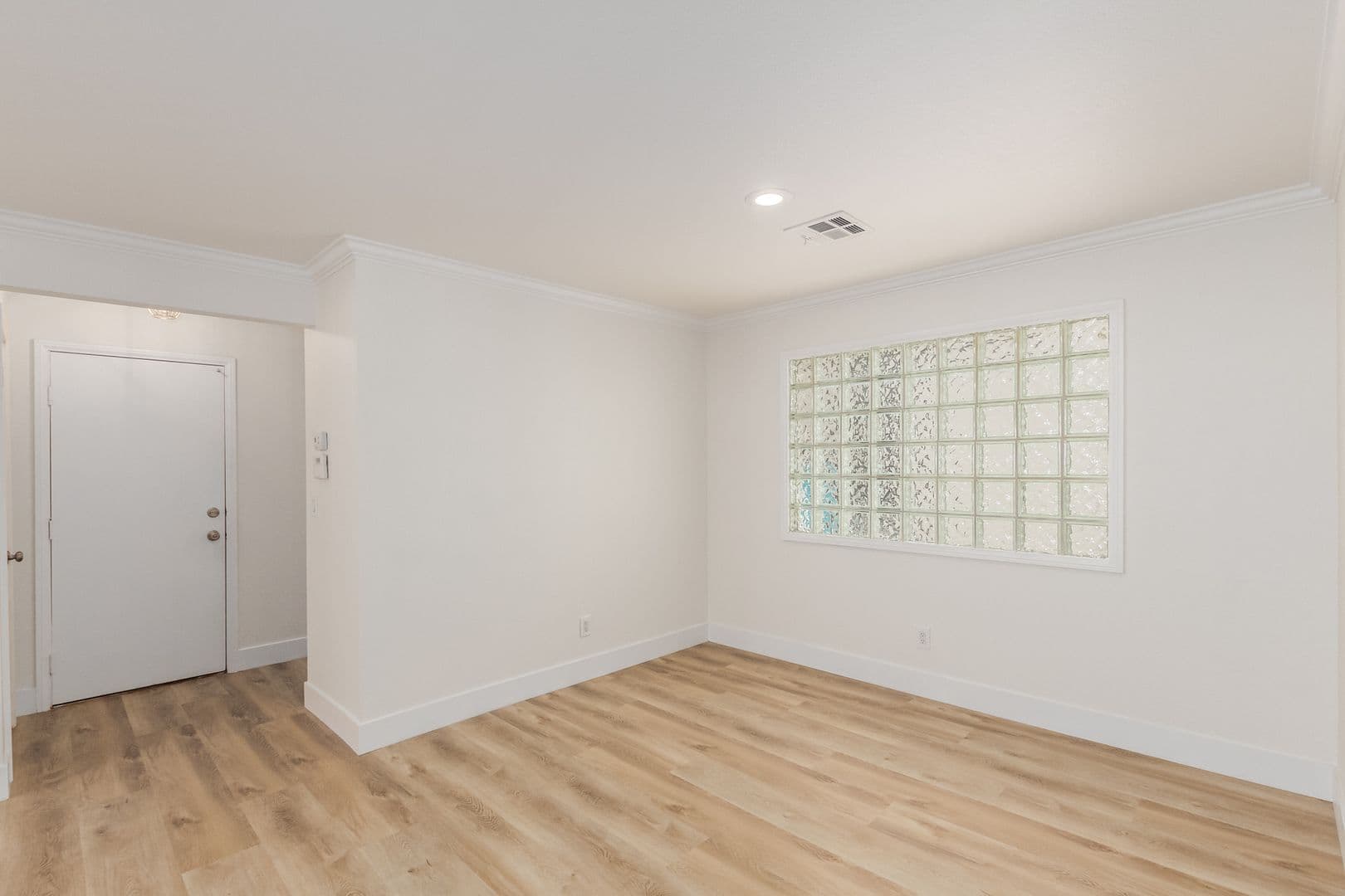 LAS VEGAS House: 861 Vegas Valley Dr