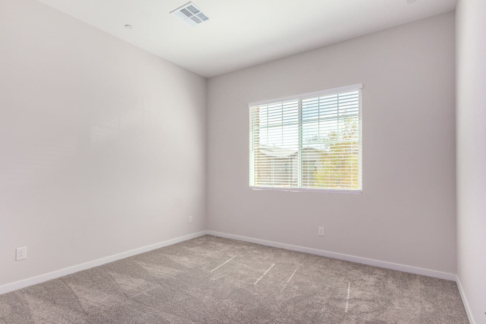 HENDERSON House: 844 PURSER ST