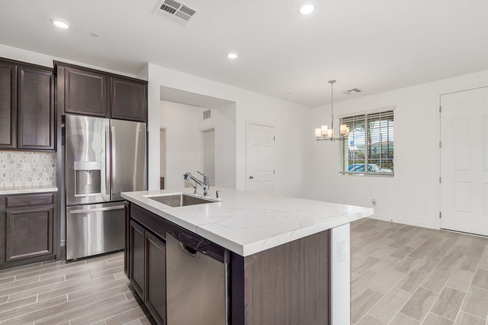 LAS VEGAS House: 20 BARBARA LN #116