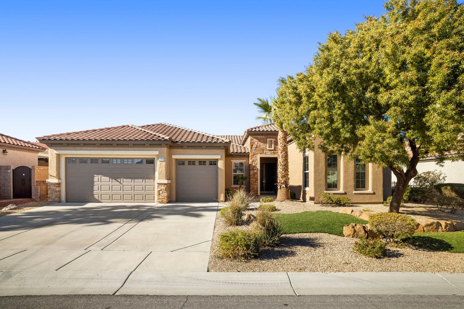 HENDERSON House: 2079 COTTON VALLEY ST