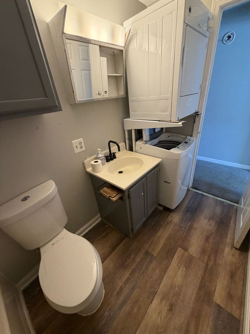 Berwick Apartment: 4 Merriam St.