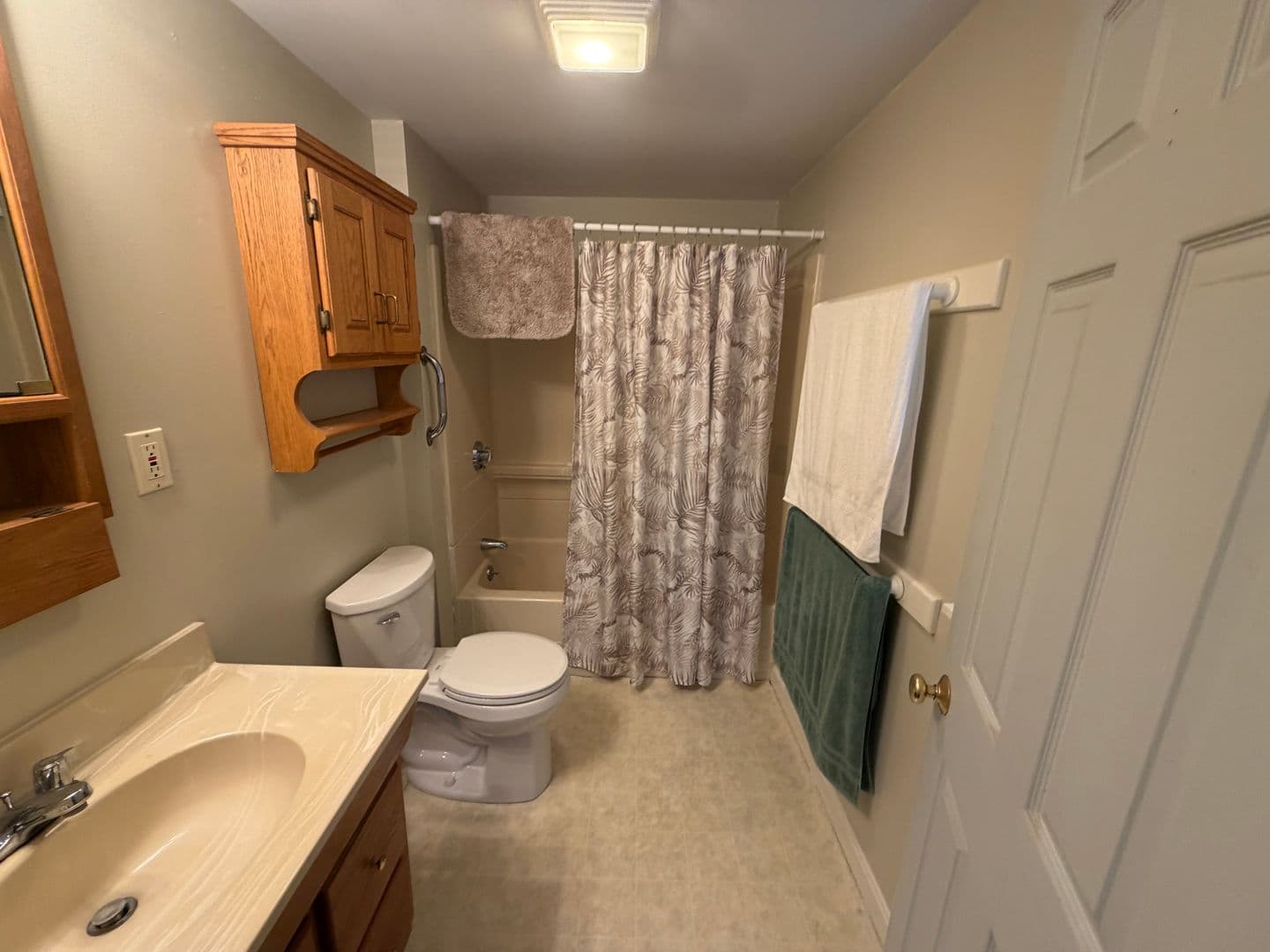 Dover Apartment: 191 Central Ave.