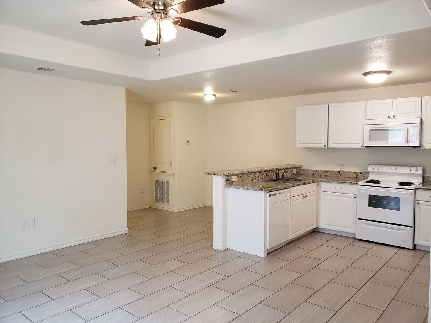 Nederland Apartment: 917 N 20th Street
