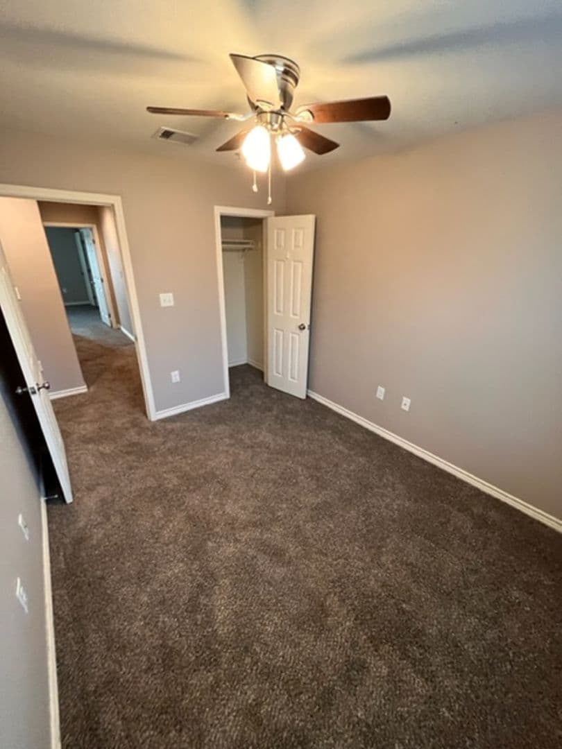 Nederland Apartment: 404 Nederland Ave