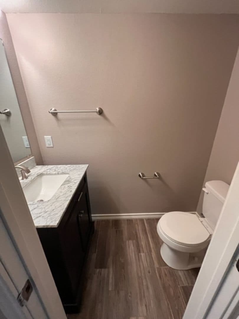 Nederland Apartment: 404 Nederland Ave