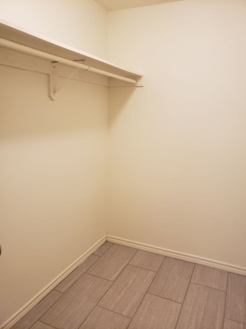 Nederland Apartment: 917 N 20th Street