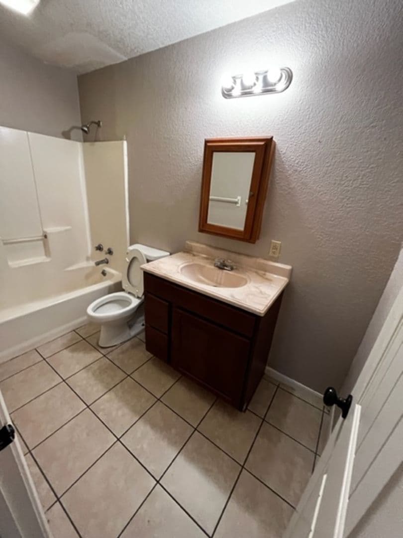 Nederland Apartment: 117 N 5th St
