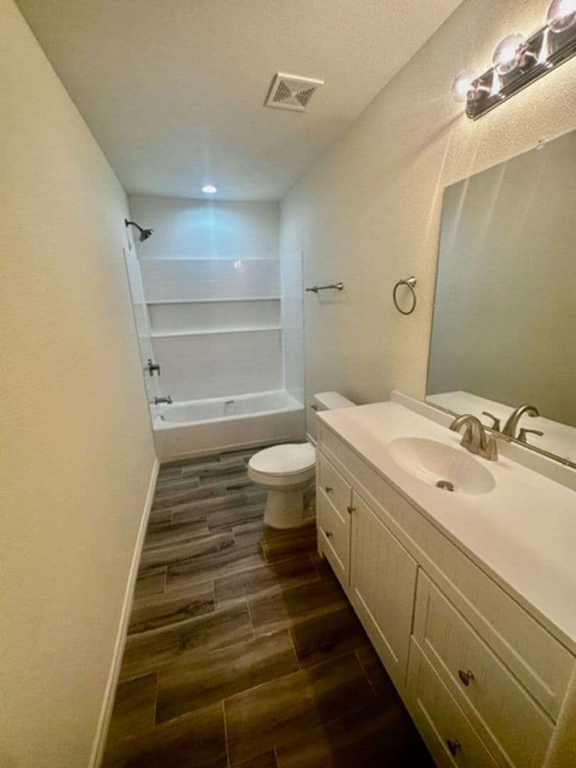 Port Arthur Apartment: 3030 Lake Arthur Dr