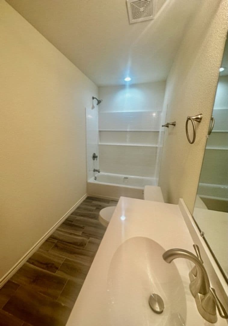 Port Arthur Apartment: 3030 Lake Arthur Dr