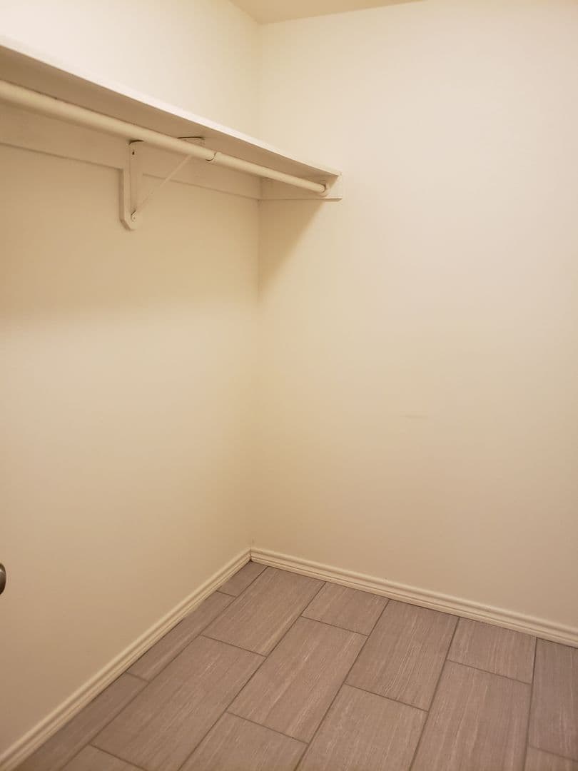 Nederland Apartment: 917 N 20th Street