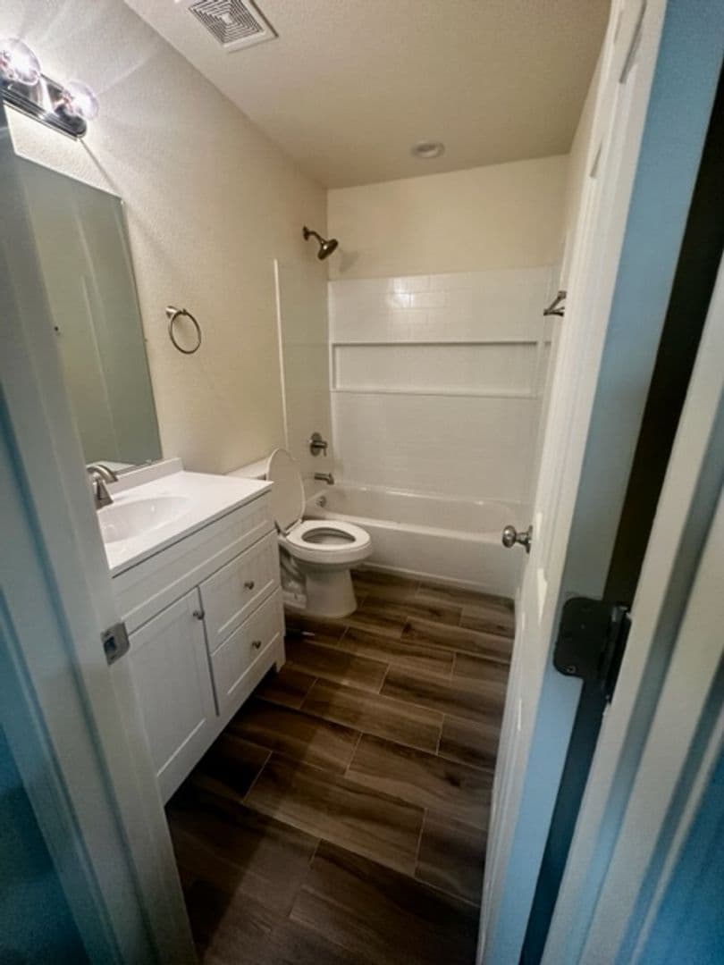 Port Arthur Apartment: 3030 Lake Arthur Dr