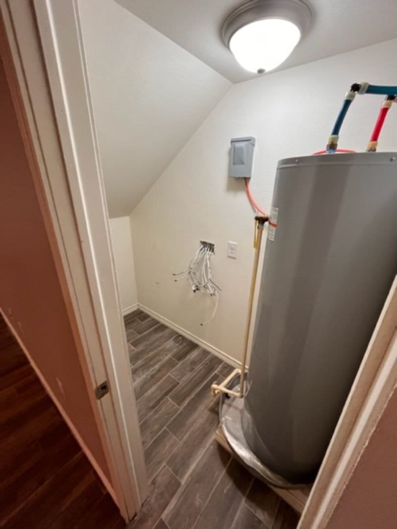 Nederland Apartment: 404 Nederland Ave