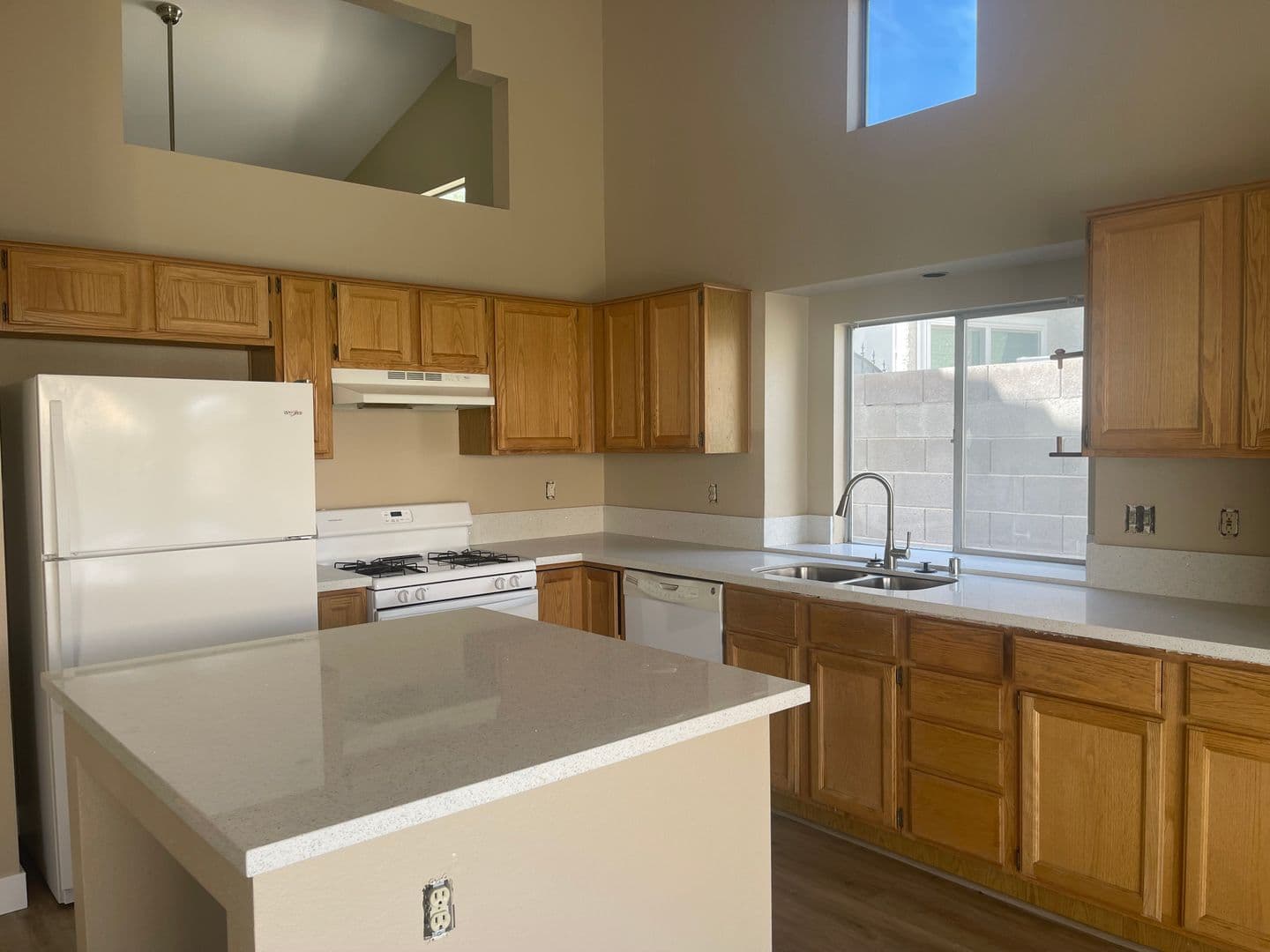 North Las Vegas House: 2226 Crown Valley Ln