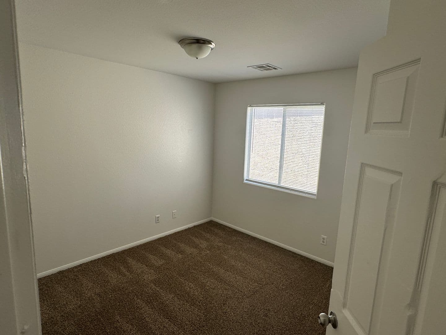 Las Vegas House: 6370 Lonesome Lake St.