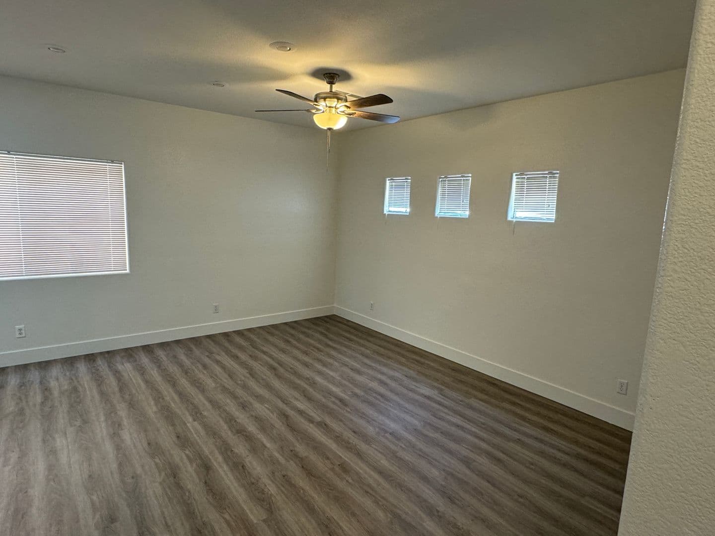 Las Vegas House: 6370 Lonesome Lake St.