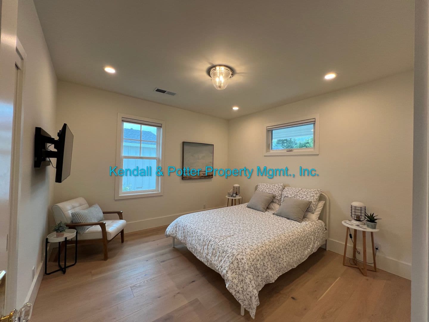 Santa Cruz Apartment: 1411 Seabright Avenue